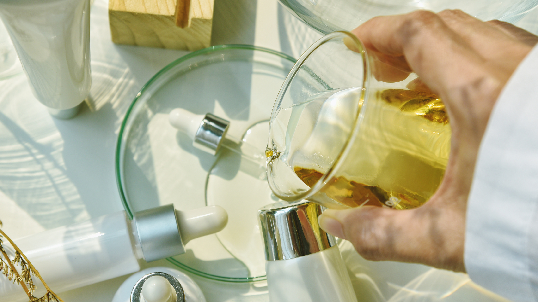 What Is Clean Beauty? How To Evaluate Your Skincare Ingredients