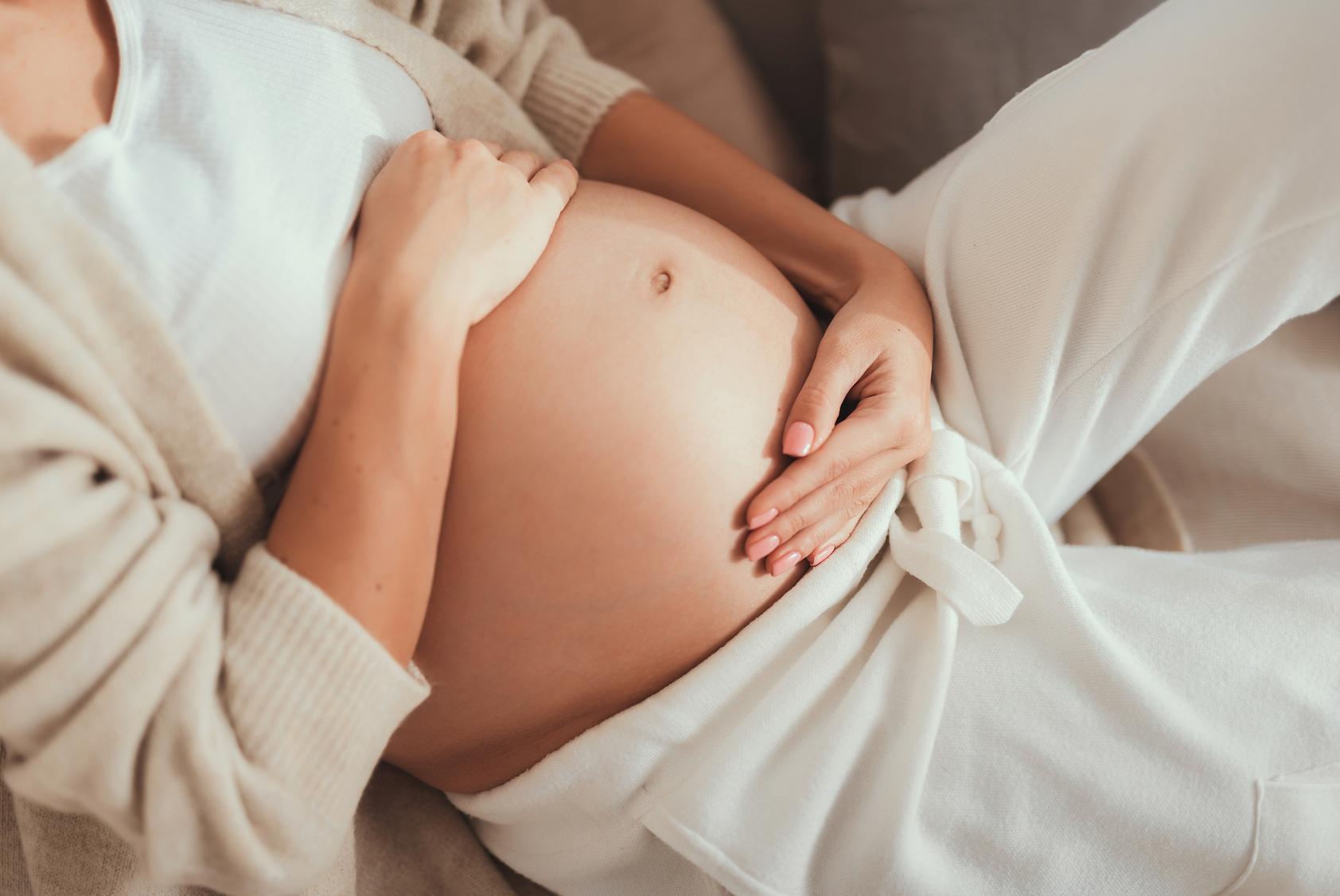 Skincare Ingredients To Avoid While Pregnant