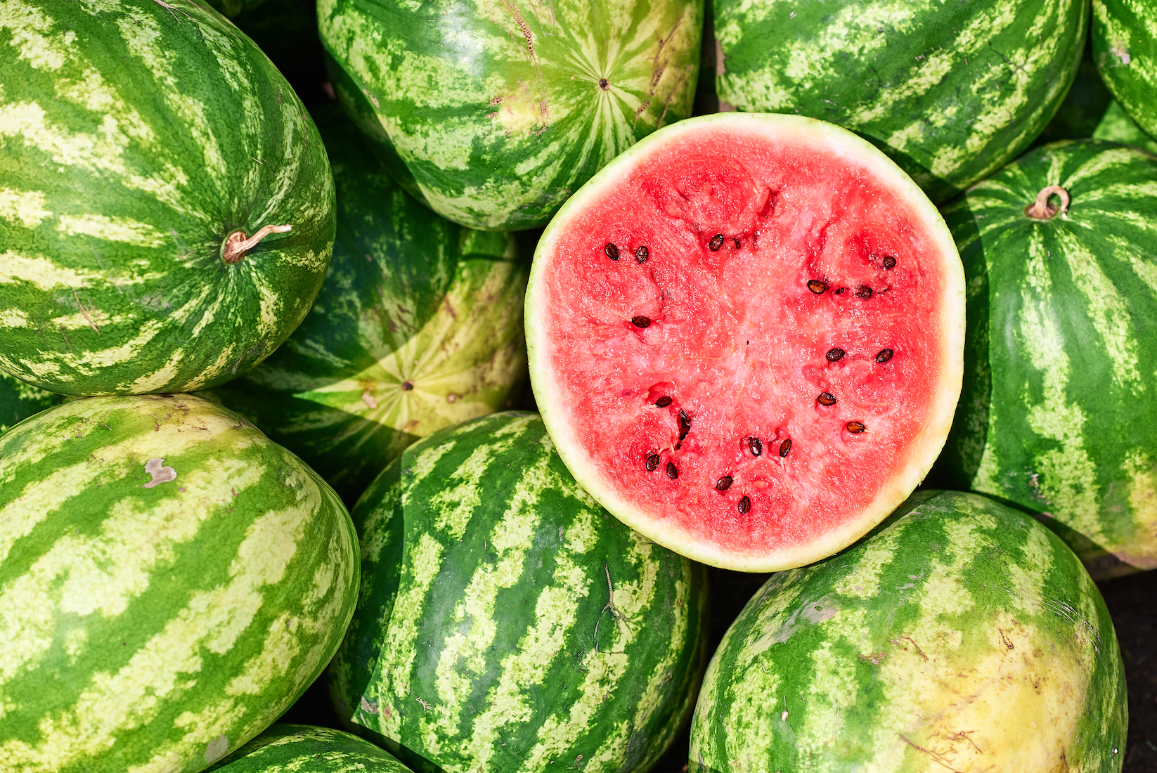 The Wonders of Watermelon For Your Skin || watermelon extract skin benefits, does watermelon increase collagen, does watermelon help skin glow