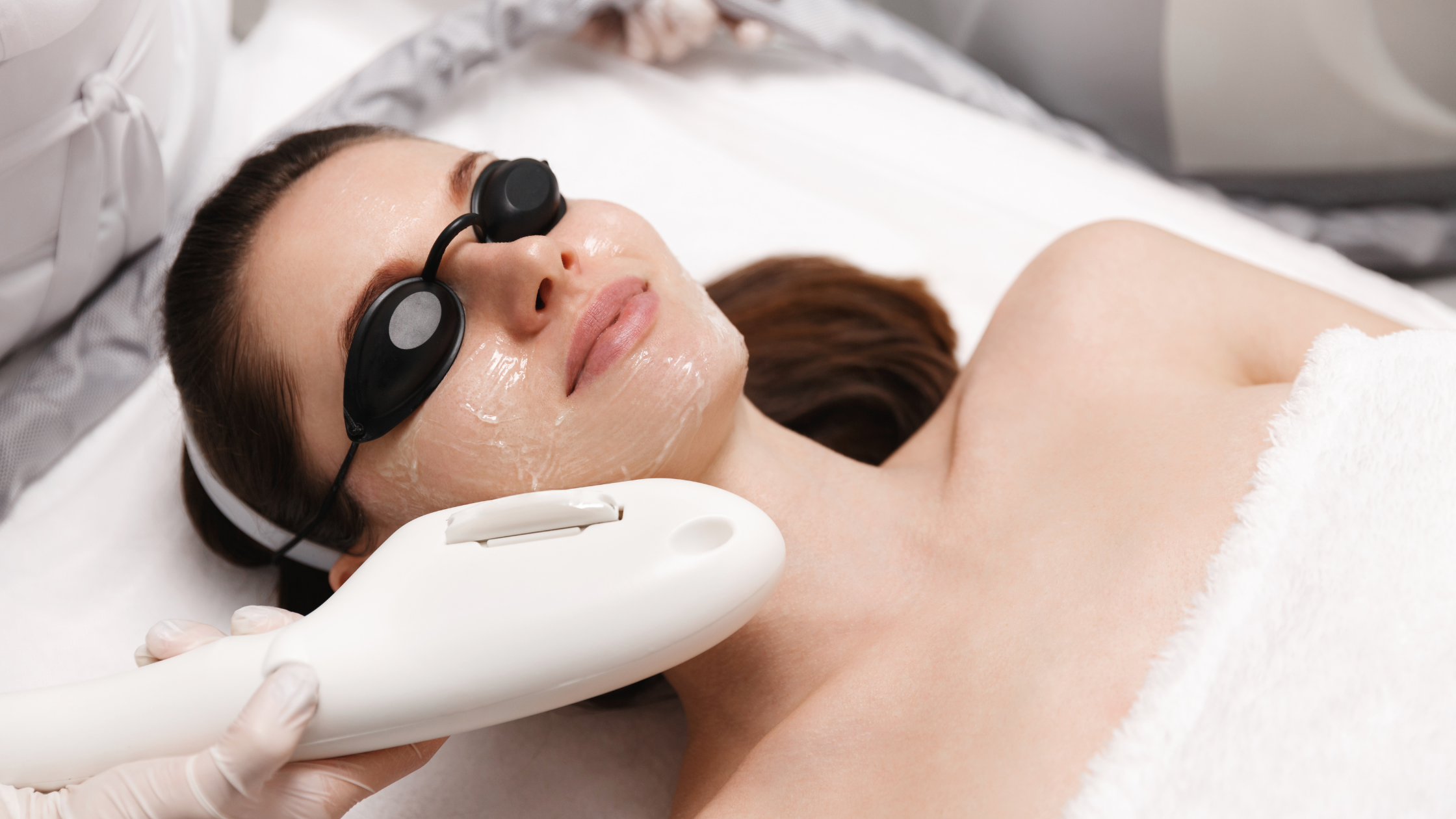 Are Non-Invasive Laser Treatments Right for You? Here’s What to Know