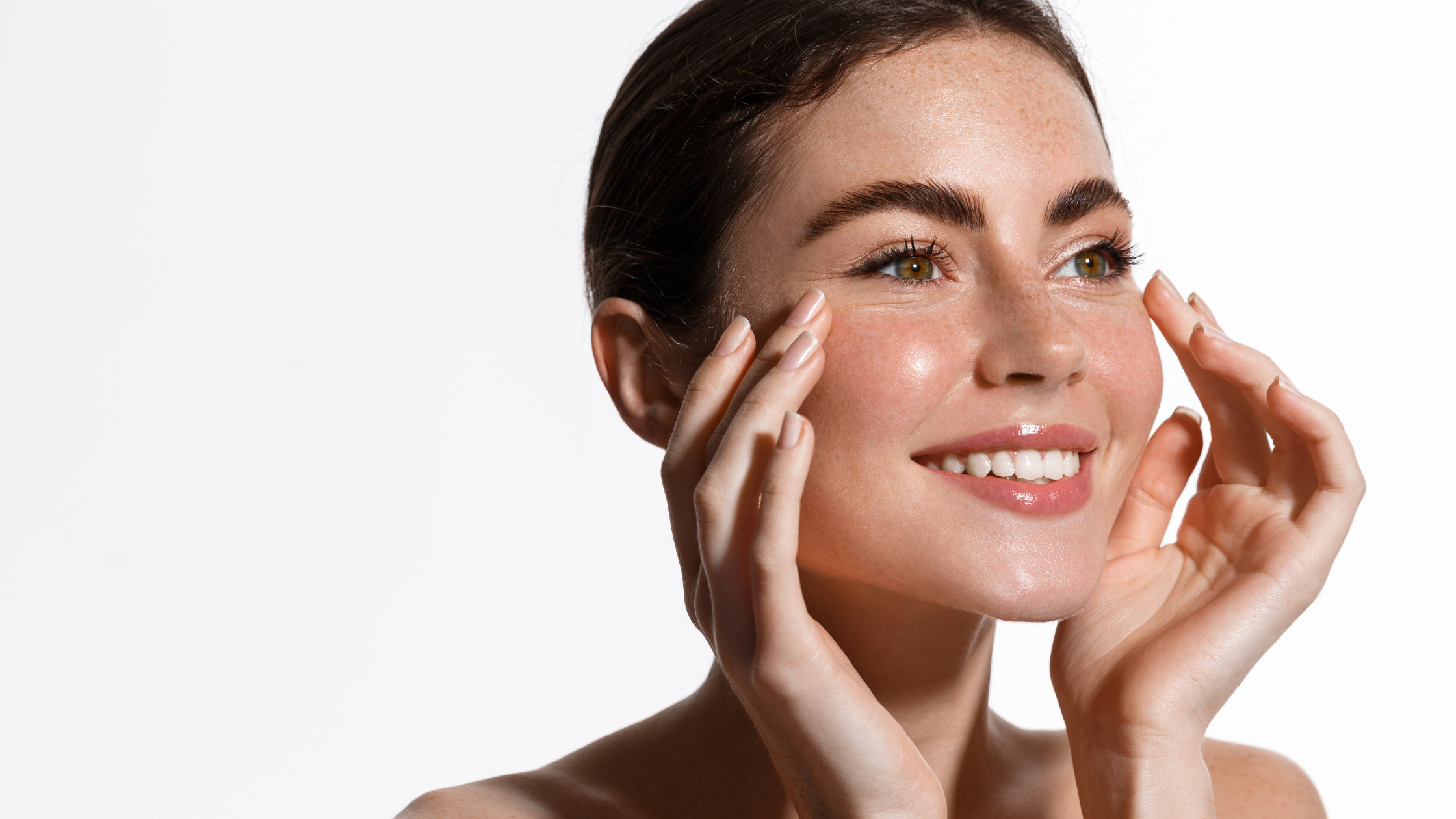 Boosting Your Skin Barrier Post-Procedure: Hydration Strategies for Surgery & Sensitive Skin