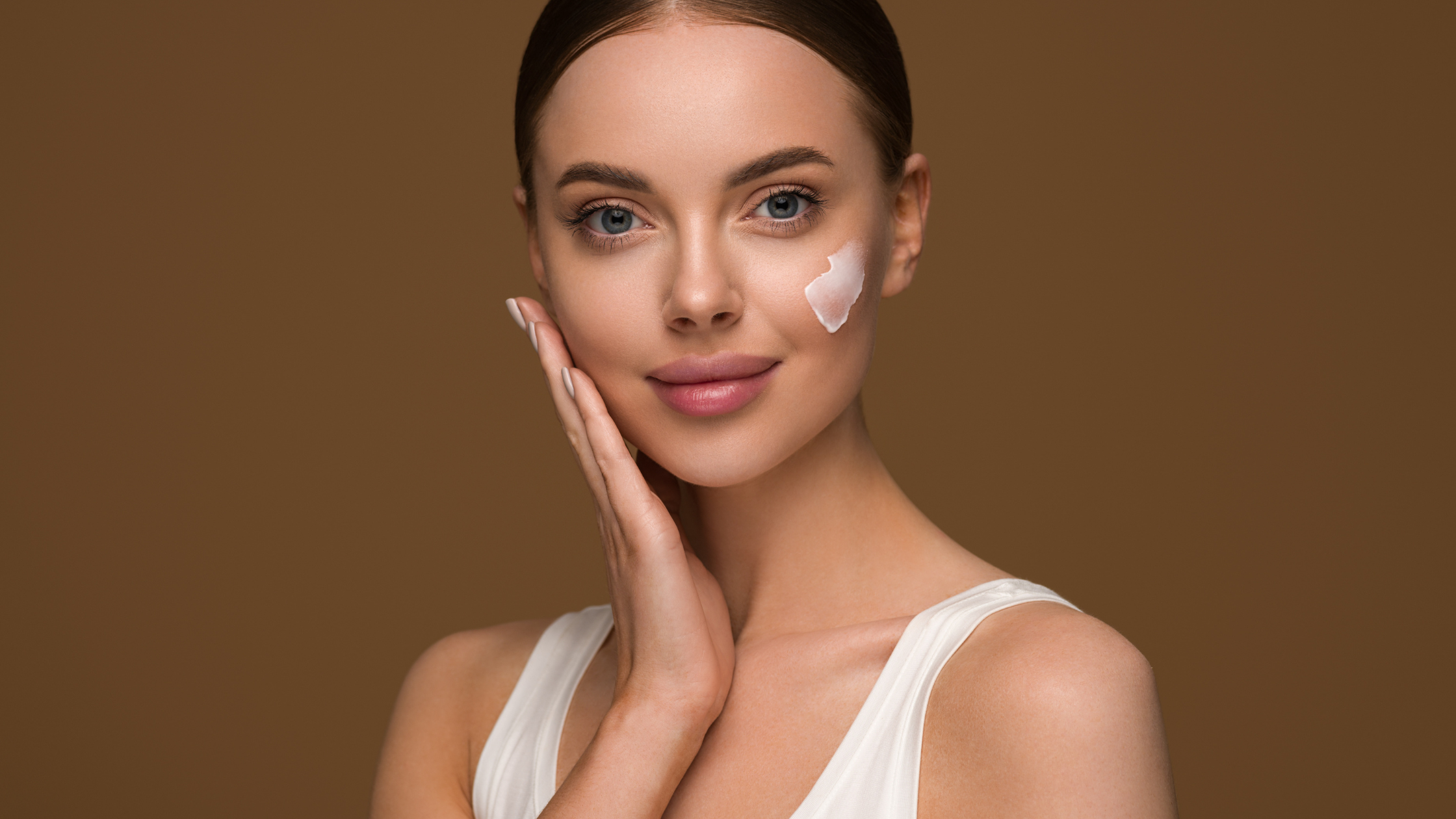 How to Hydrate Your Skin After Laser Treatments or Chemical Peels With Skin Recovery Cream