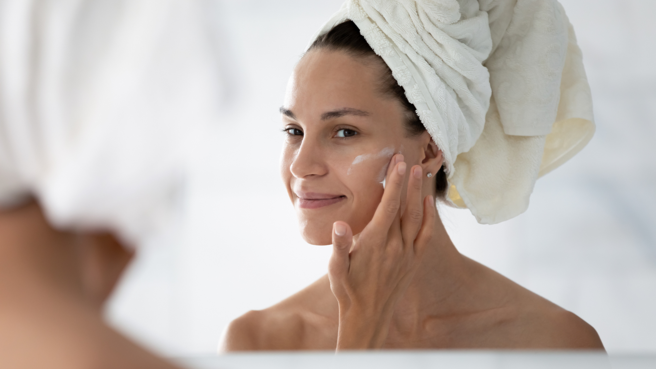 How to Layer Skincare Products in Cold Weather