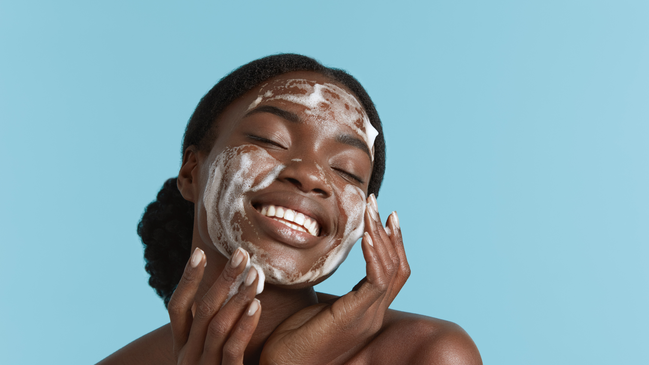 Ditch the Clogged Pores! How to Remove Paraffin Build-Up & Keep Skin Healthy